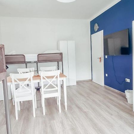 Sechsbettzimmer "Blau" In Zentraler Lage Бремен Экстерьер фото